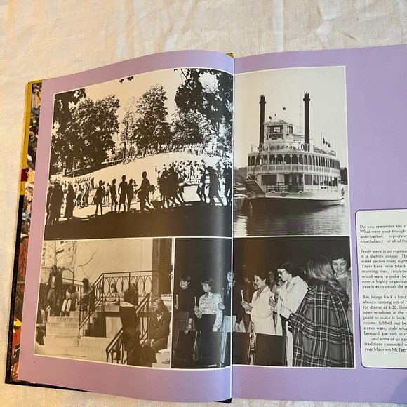 QUEEN'S UNIVERSITY TRICOLOUR Yearbook 81 1981 Mint Kingston Ontario Canada - Picture 7 of 12